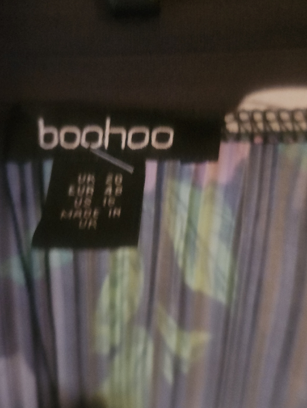 NWT Boohoo Dress - Picture 2 of 4